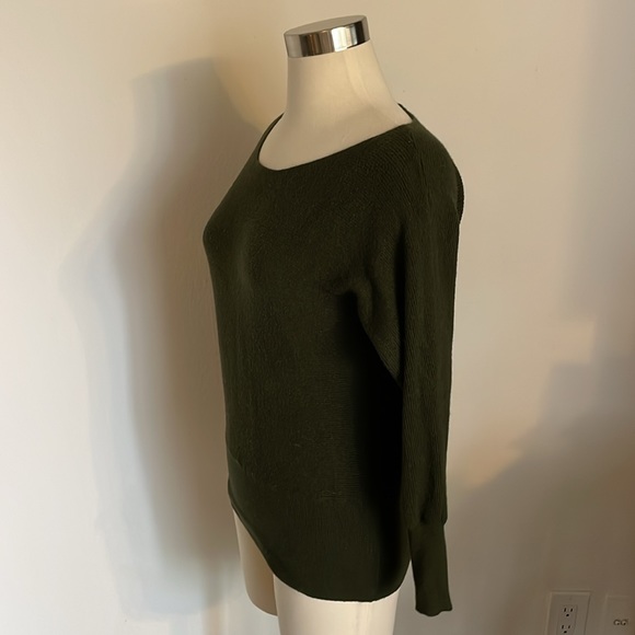 Green off the shoulder sweater - Picture 2 of 5